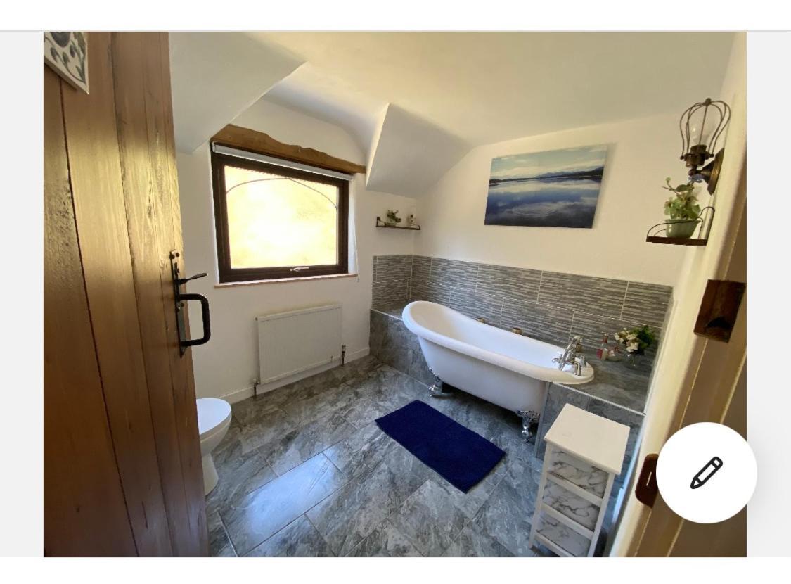 Villa Beautiful Secluded Farmhouse With Hot Tub à Barmouth Extérieur photo