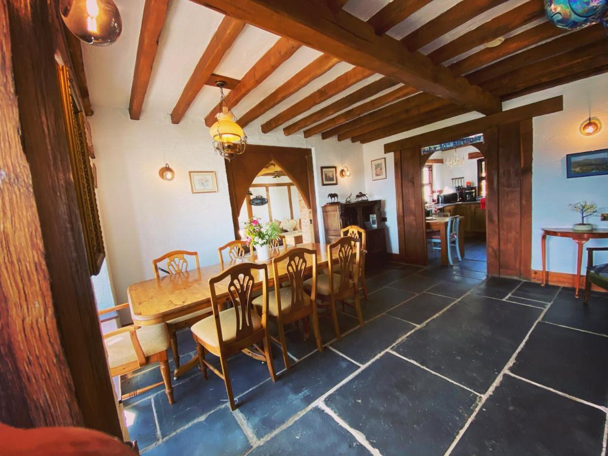 Villa Beautiful Secluded Farmhouse With Hot Tub à Barmouth Extérieur photo