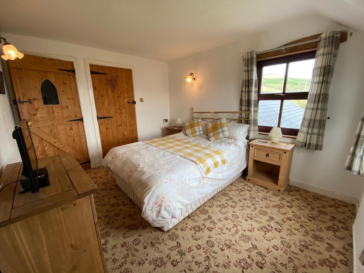Villa Beautiful Secluded Farmhouse With Hot Tub à Barmouth Extérieur photo