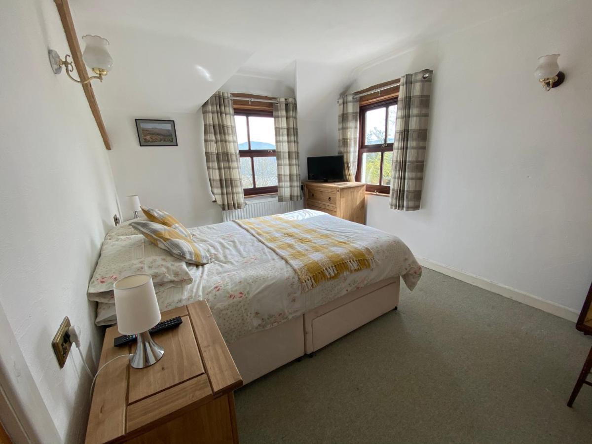 Villa Beautiful Secluded Farmhouse With Hot Tub à Barmouth Extérieur photo