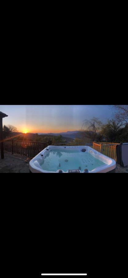 Villa Beautiful Secluded Farmhouse With Hot Tub à Barmouth Extérieur photo