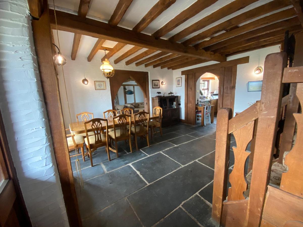 Villa Beautiful Secluded Farmhouse With Hot Tub à Barmouth Extérieur photo